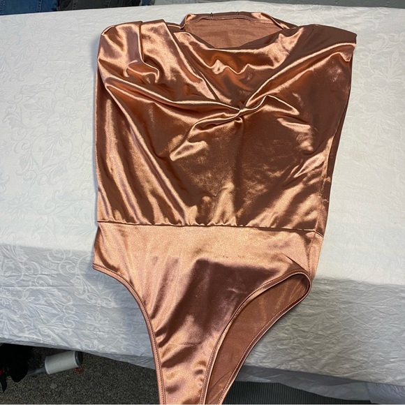 Drapey Cowl Neck Bodysuit Silky Shiny Rose Sleeveless Top Blouse Dressy Wom Sm - Picture 9 of 15